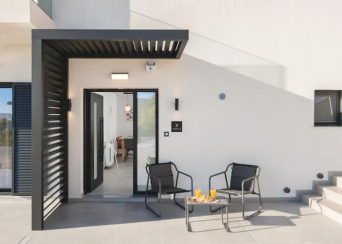 Ethea Residences-thalia 아파트 *