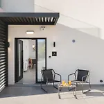 Ethea Residences-thalia アパート *